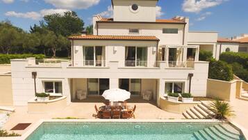 Villa | 4 Schlafzimmer