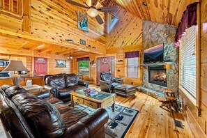 TV connectée, cheminée