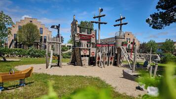 Außen-Kinderspielplatz