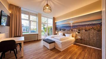 Vierpersoonskamer | Individueel gemeubileerd, geluiddichte muren, gratis wifi, beddengoed