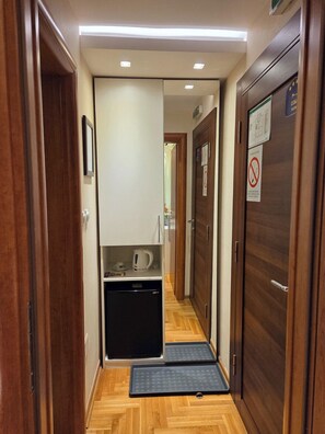 Classic Single Room | Busa memori, peti besi dalam bilik, seterika/papan seterika 