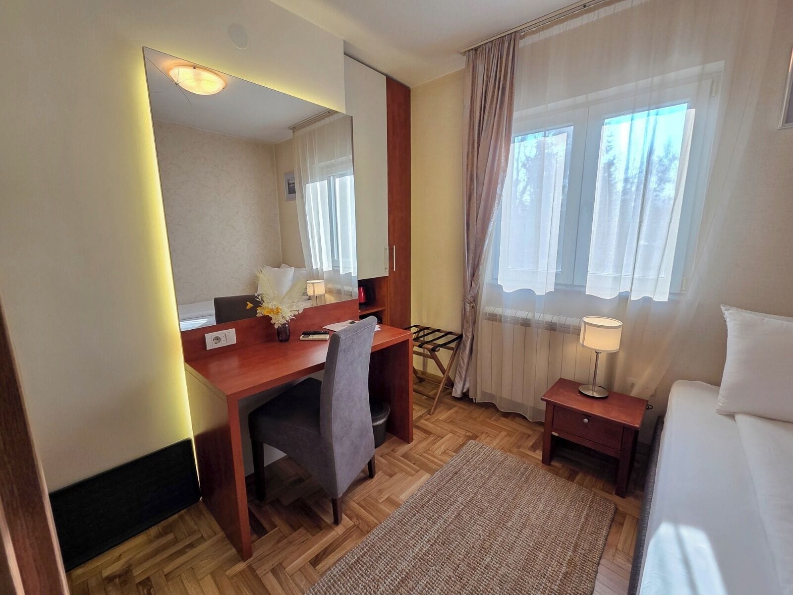 Classic-Einzelzimmer | Betten mit Memory-Foam-Matratzen, Zimmersafe, Bügeleisen/Bügelbrett