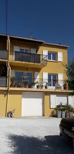 Exterior - Appartement, 1 chambre, balcon, parking (Sanary-sur-Mer)