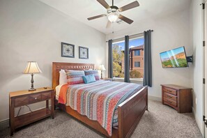 3 chambres, fer et planche à repasser, lit parapluie, Wi-Fi