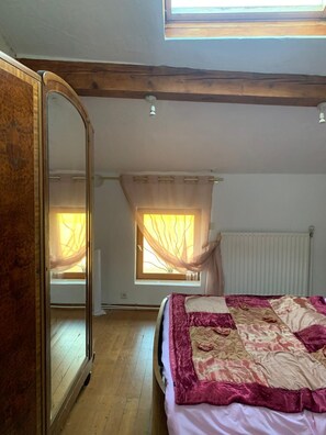 1 bedroom, WiFi, bed sheets