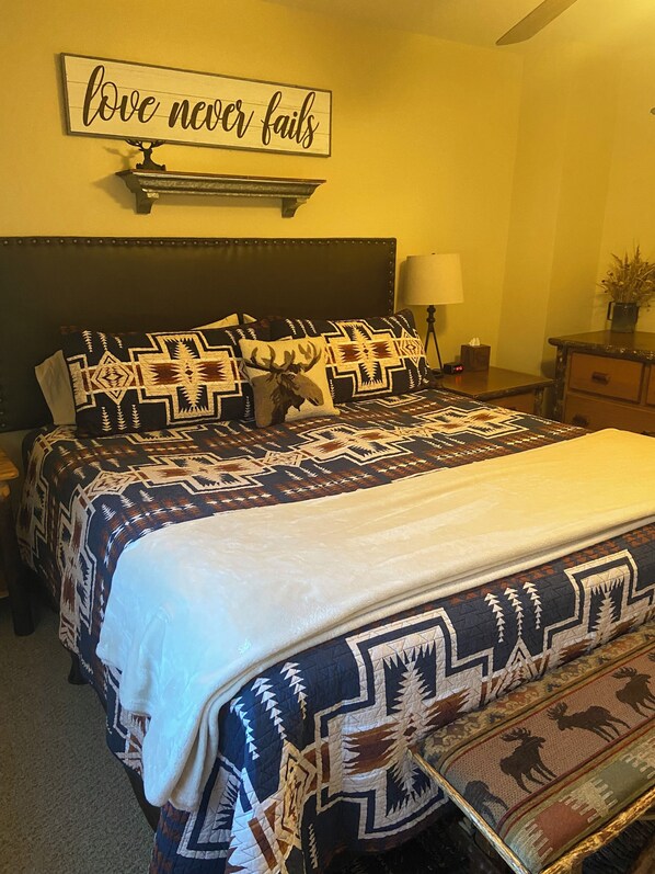 2 chambres, fer et planche à repasser, accès au Wi-Fi (inclus)