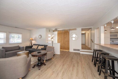 The Grand Elm Suites Sleeps 10