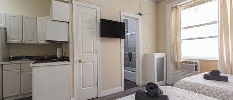 1 bedroom, iron/ironing board, WiFi, bed sheets