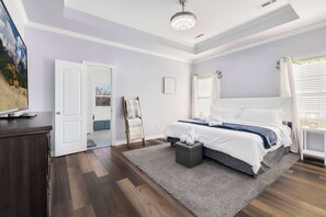 3 室のベッドルーム、アイロン / アイロン台、WiFi、ベッドシーツ