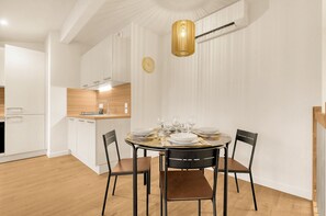Dining - La Cité des Postiers - Joli duplex climatisé (Toulouse)