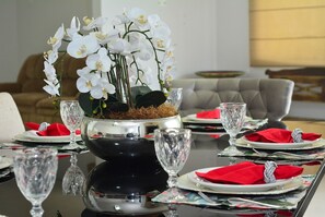 تناول الطعام