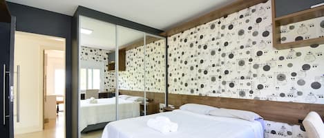 4 camere, accesso a Internet, lenzuola