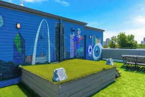 Outdoor dining - Modern & Spacious~Rooftop View of Downtown Dallas

 (Dallas)