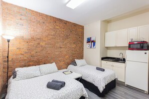 1 bedroom, iron/ironing board, WiFi, bed sheets