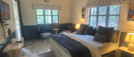 1 Schlafzimmer, BĂŒgeleisen/BĂŒgelbrett, WLAN, BettwĂ€sche