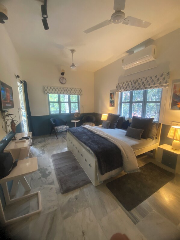 1 quarto, ferros/tábuas de passar roupa, Wi-Fi, roupa de cama