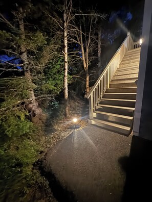 Property grounds - Acadia Waterfront 2bed/2bath, Private Acadia Waterfront 2 bedroom/2 bath (Southwest Harbor)