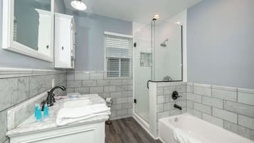 House, Multiple Beds, Hot Tub, Garden View (The Restful Roost) | Bathroom | Deep-soaking bathtub, hair dryer, towels