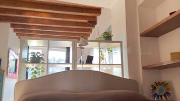 1 camera, Wi-Fi, lenzuola