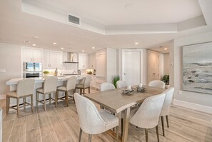 Dining - Stunning Siesta Key Beach Views from 3 Bedroom Condo: Residence 604 (Siesta Key)