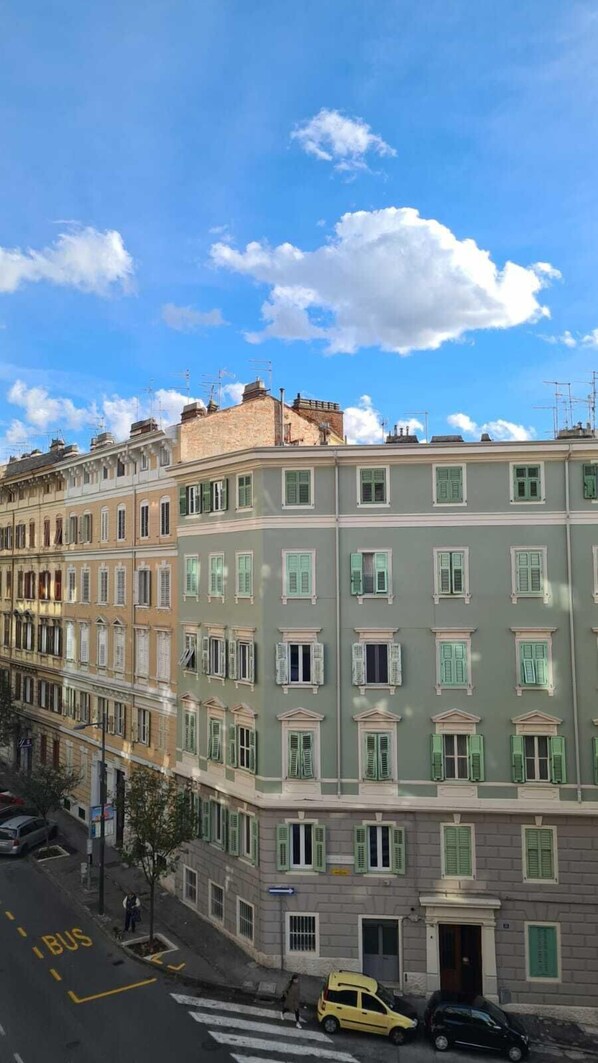 Exterior - ELEONORA'S HOUSE (Trieste)