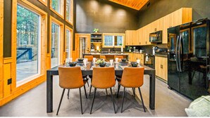 Coffee/tea maker, fridge, microwave, oven - Swim & Recharge | Heated Pool Spa | Pool Table (Broken Bow)