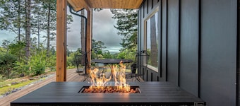 The Getaway Gem, SPA, sleeps 8