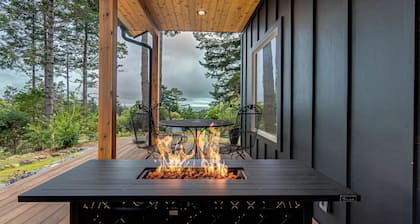 The Getaway Gem, SPA, sleeps 8