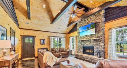 Charming 2-bedroom cottage with Hot tub, Fire Pit, WiFi, AC in Walland