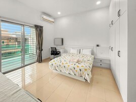 4 habitaciones, escritorio y wifi gratis 