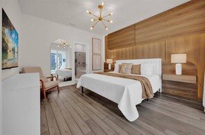 5 quartos, ferros/tábuas de passar roupa, Wi-Fi, roupa de cama