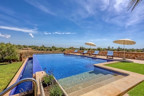 Pool - Na Corme Nova by dracmallorca (Calonge)