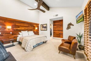 3 camere, una scrivania, ferro/asse da stiro, Wi-Fi gratuito