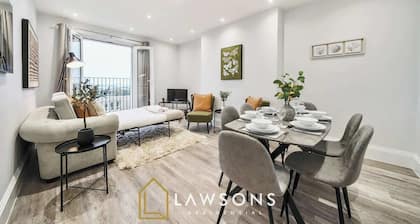 3-Bed With Sea Views- Contractors Welcome