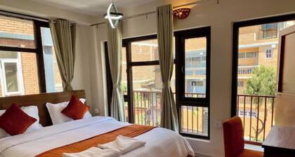 Lovely Queen Room with balcony