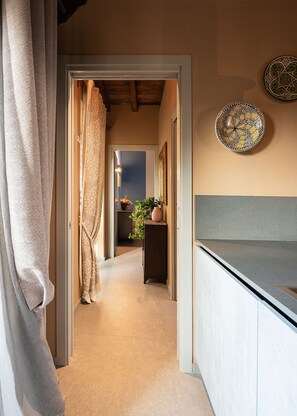 Interior - Happy days (Pavia)