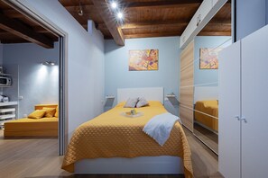 1 chambre, fer et planche à repasser, Wi-Fi gratuit, draps fournis