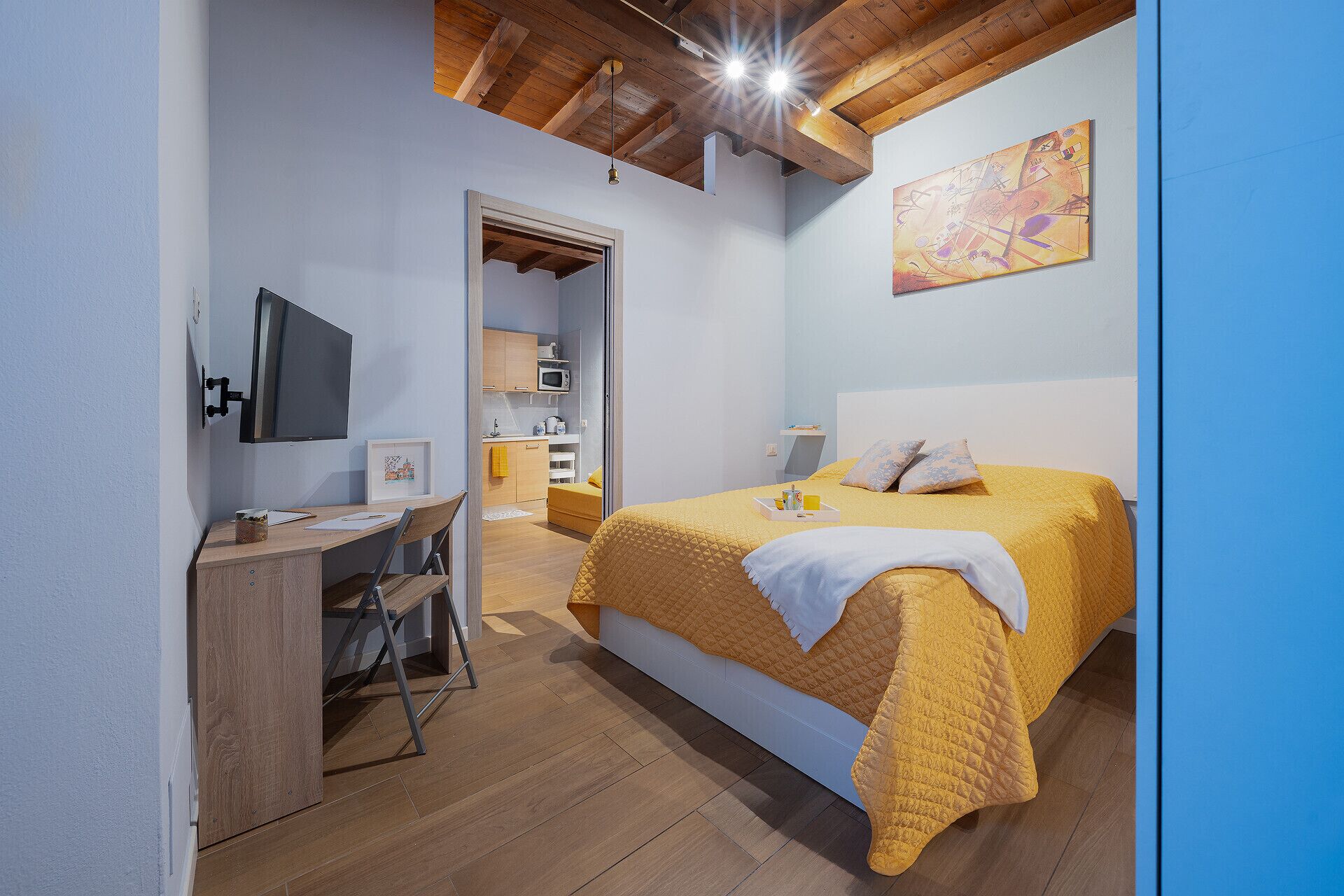 1 chambre, fer et planche à repasser, Wi-Fi gratuit, draps fournis