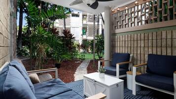 Condo, Multiple Beds (Alii Villas#116) | Terrace/patio