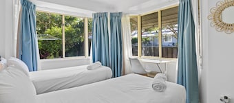Waterfront Paradise Lodge Brightwaters