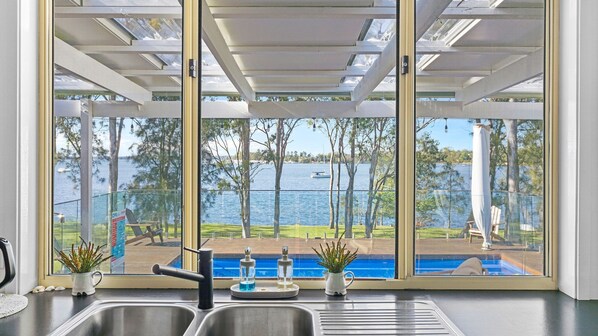 Interior - Waterfront Paradise Lodge Brightwaters (Brightwaters)