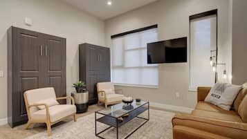 Televisión y oficina