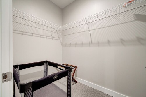 Downtown Luxury Loft | Extreme Walkability