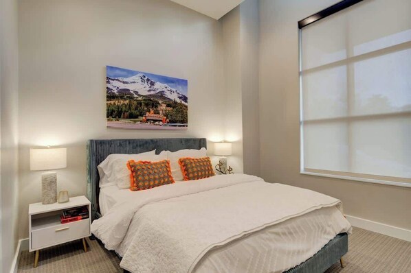 2 chambres, fer et planche à repasser, lit de bébé portatif, Wi-Fi