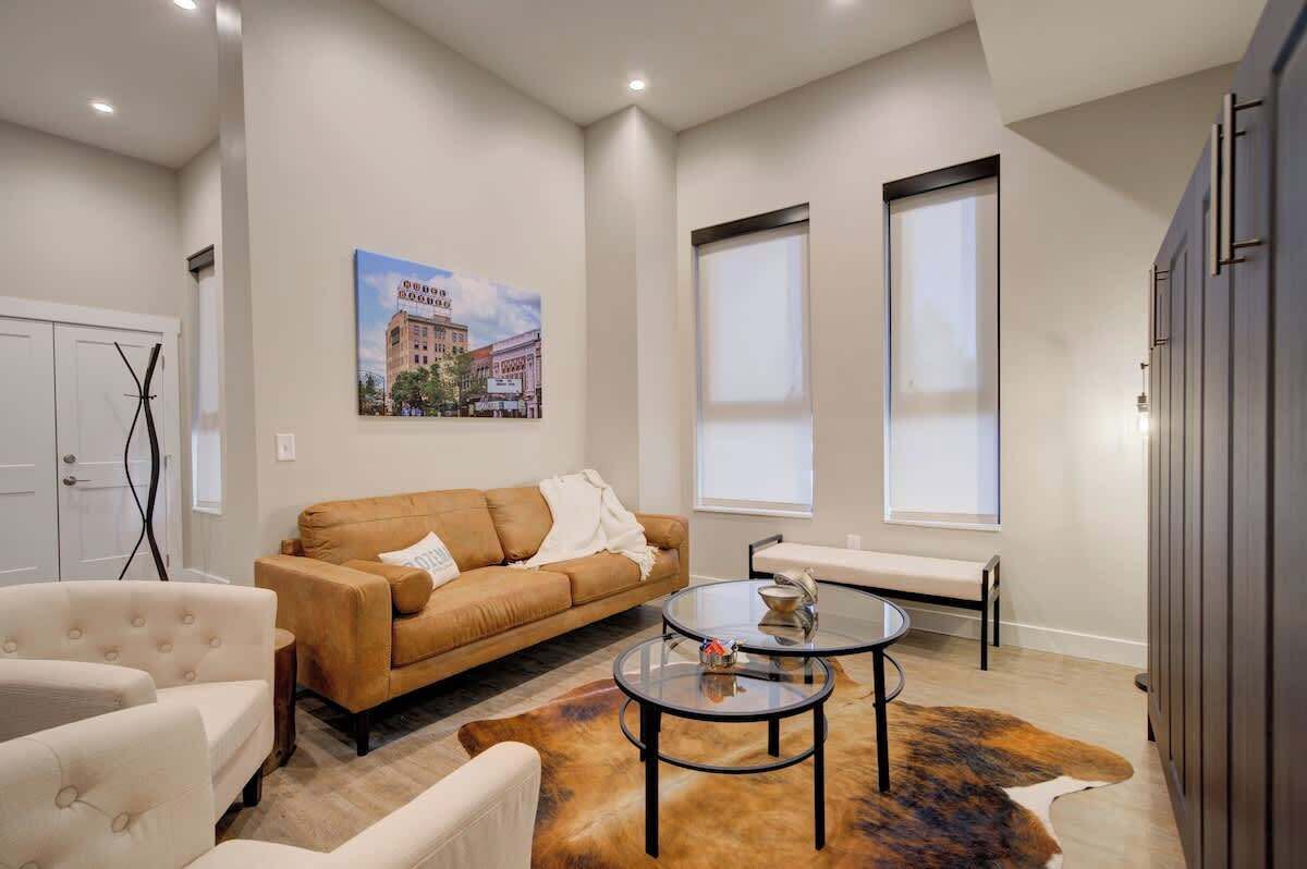 Downtown Luxury Loft | Extreme Walkability - Bozeman, MT