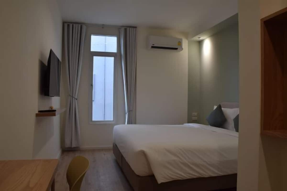 Insonorización, wifi gratis y ropa de cama