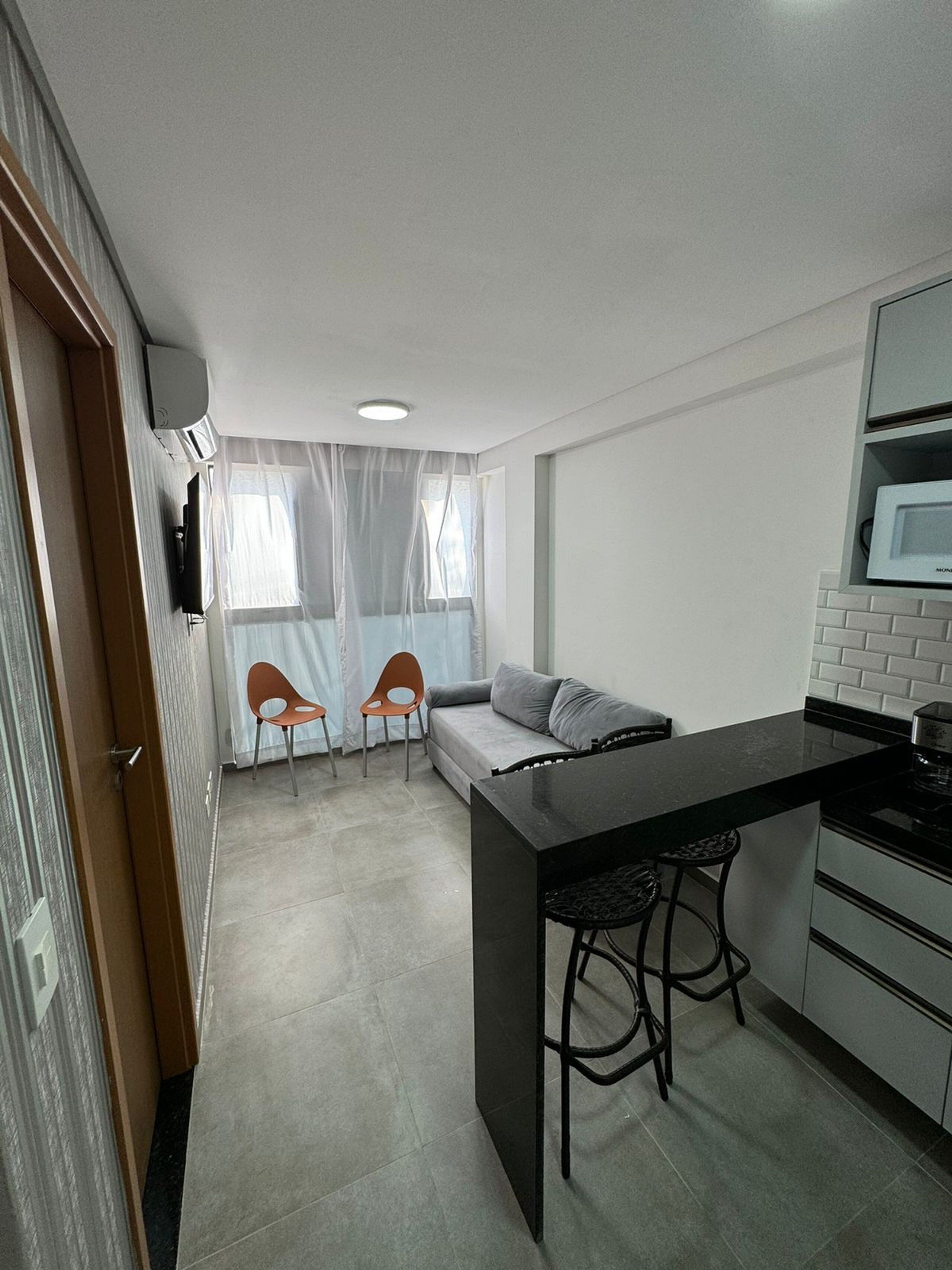 Apartamento | Zona de estar | Una televisión