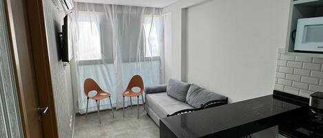 Apartment | Living area | TV