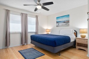 2 bedrooms, iron/ironing board, free WiFi, bed sheets