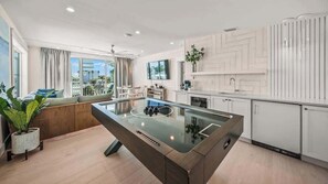 Interior - Private Beach. ROCK WALL. POOL W/ Zip Line & Slide (Sarasota)